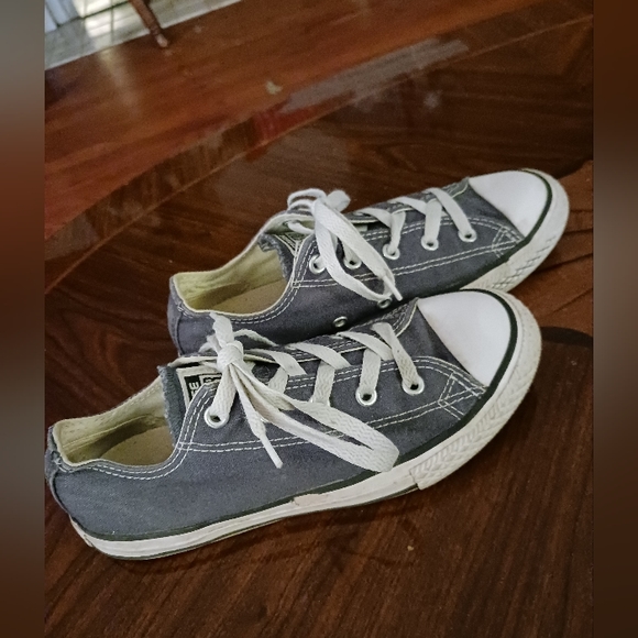 Converse All Star Blue Kids size 2 sneakers - Picture 2 of 6